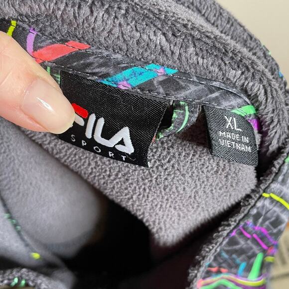 FILA gray soft cozy full zip fleece jacket w/colorful geo pattern size XL - Picture 5 of 6